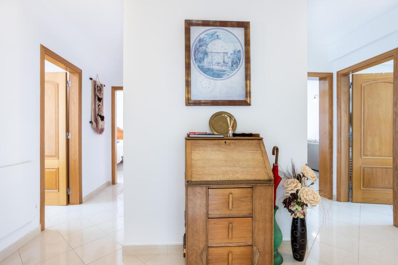 Top Floor Apartment With Great Views! Albufeira Bagian luar foto