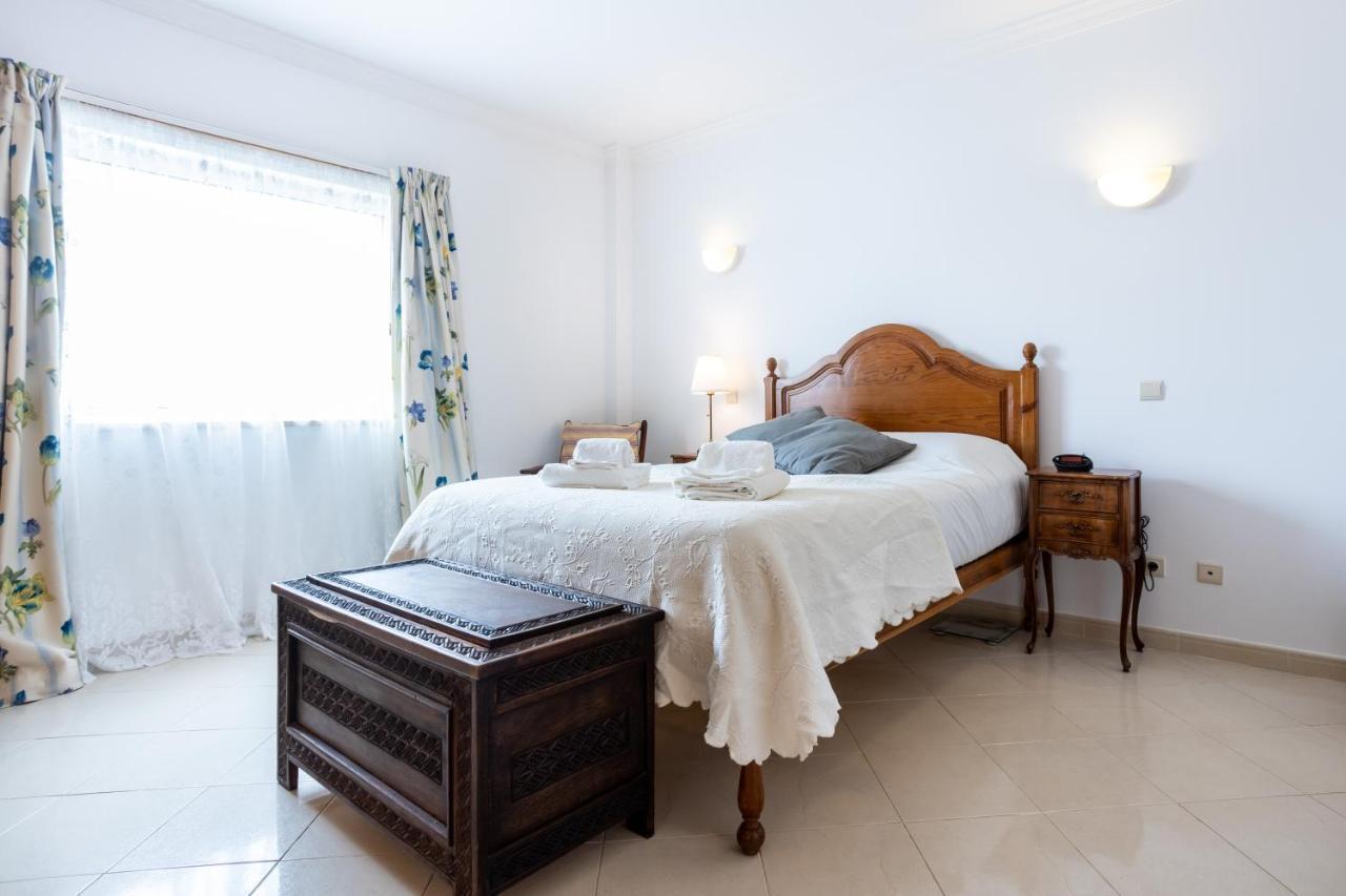 Top Floor Apartment With Great Views! Albufeira Bagian luar foto